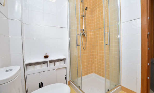 Herverkoop - 4. Halfvrijstaande villa - Algorfa - Costa Blanca Zuid