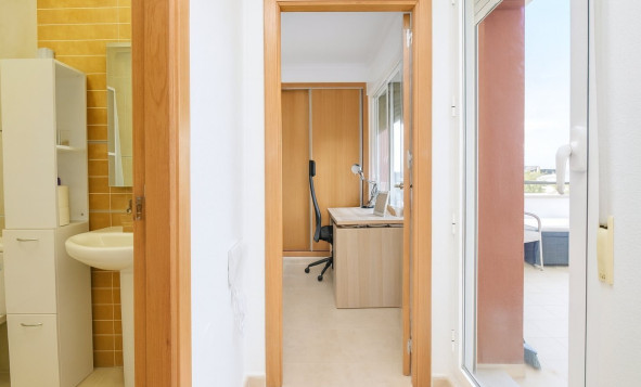 Herverkoop - 4. Halfvrijstaande villa - Algorfa - Costa Blanca Zuid