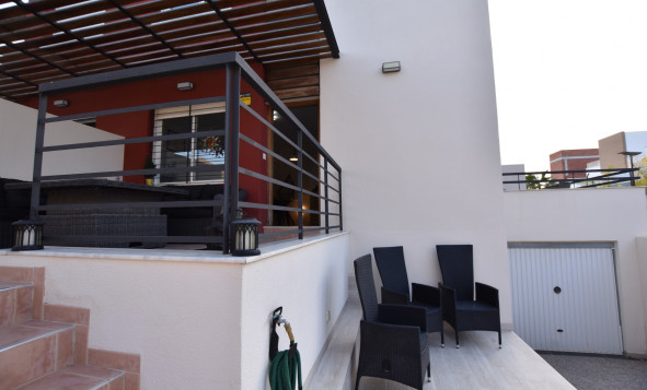 Herverkoop - 4. Halfvrijstaande villa - Algorfa - Costa Blanca Zuid