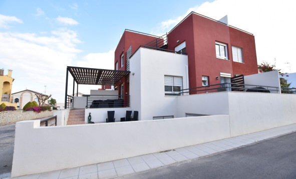 Herverkoop - 4. Halfvrijstaande villa - Algorfa - Costa Blanca Zuid