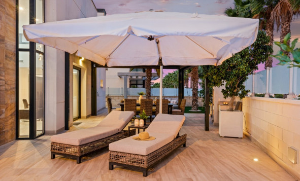 Herverkoop - 3. Halfvrijstaand huis - Cabo Roig - Costa Blanca Zuid