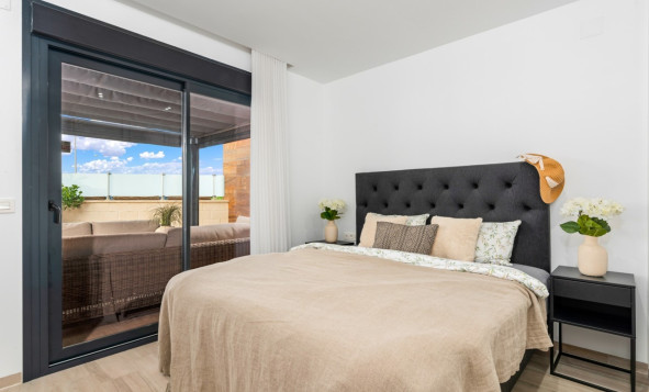 Herverkoop - 3. Halfvrijstaand huis - Cabo Roig - Costa Blanca Zuid