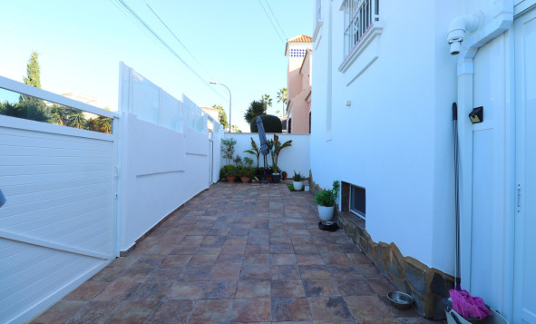 Resale - 3. Semi-detached house - Orihuela Costa - Costa Blanca South