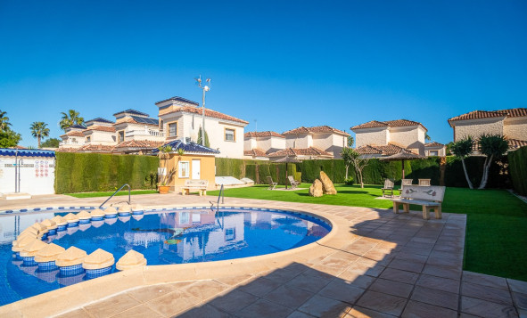 Herverkoop - 3. Halfvrijstaand huis - Guardamar del Segura - Costa Blanca Zuid