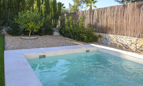 Herverkoop - 3. Halfvrijstaand huis - Dehesa de Campoamor - Costa Blanca Zuid