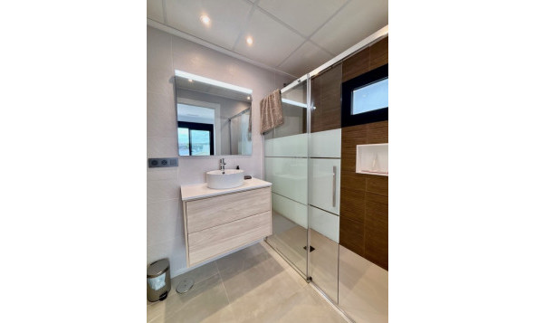 Resale - 3. Semi-detached house - Benijofar - Costa Blanca South