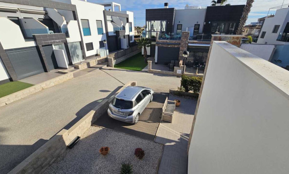 Herverkoop - 3. Halfvrijstaand huis - Cabo Roig - Costa Blanca Zuid