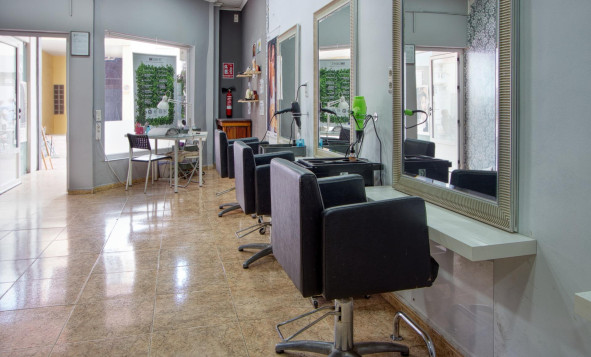 Herverkoop - Commercieel vastgoed - Torrevieja - Costa Blanca Zuid