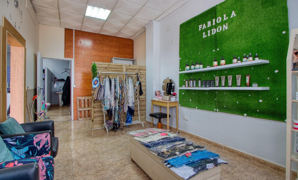 Herverkoop - Commercieel vastgoed - Torrevieja - Costa Blanca Zuid