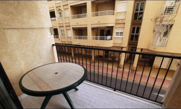 Herverkoop - 1. Appartement / flat - Torrevieja - Costa Blanca Zuid