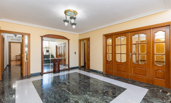 Herverkoop - 3. Halfvrijstaand huis - Torrevieja - Costa Blanca Zuid