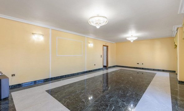 Herverkoop - 3. Halfvrijstaand huis - Torrevieja - Costa Blanca Zuid