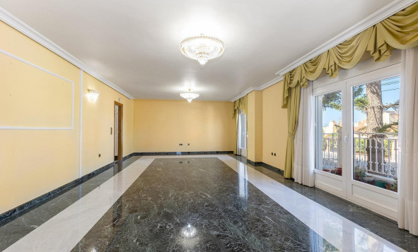 Herverkoop - 3. Halfvrijstaand huis - Torrevieja - Costa Blanca Zuid