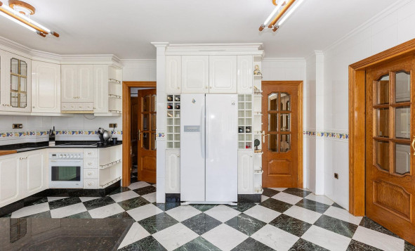 Herverkoop - 3. Halfvrijstaand huis - Torrevieja - Costa Blanca Zuid