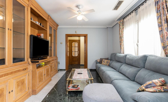 Herverkoop - 3. Halfvrijstaand huis - Torrevieja - Costa Blanca Zuid