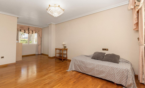 Herverkoop - 3. Halfvrijstaand huis - Torrevieja - Costa Blanca Zuid