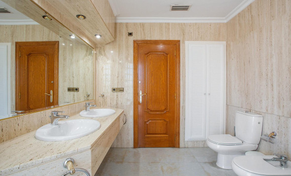 Herverkoop - 3. Halfvrijstaand huis - Torrevieja - Costa Blanca Zuid