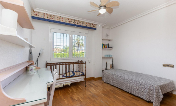 Herverkoop - 3. Halfvrijstaand huis - Torrevieja - Costa Blanca Zuid