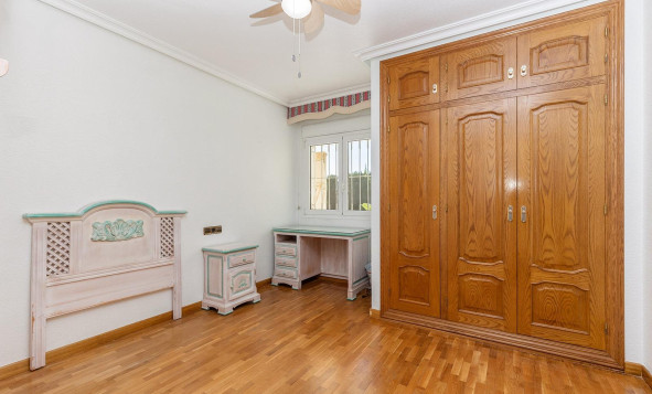 Herverkoop - 3. Halfvrijstaand huis - Torrevieja - Costa Blanca Zuid