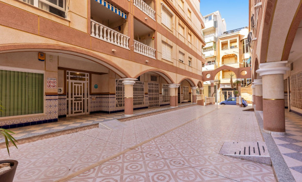 Resale - 1. Apartment / flat - Torrevieja - Costa Blanca South