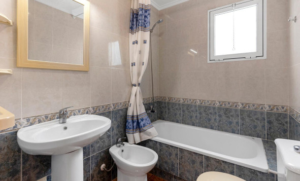 Resale - 1. Apartment / flat - Torrevieja - Costa Blanca South