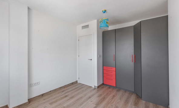 Herverkoop - 3. Halfvrijstaand huis - Torrevieja - Costa Blanca Zuid