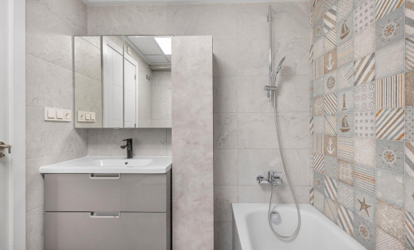 Herverkoop - 3. Halfvrijstaand huis - Torrevieja - Costa Blanca Zuid