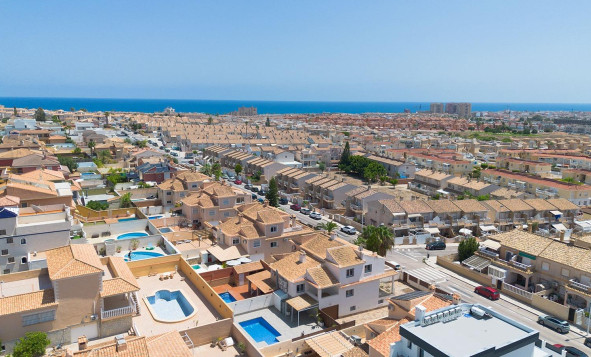 Herverkoop - 3. Halfvrijstaand huis - Torrevieja - Costa Blanca Zuid