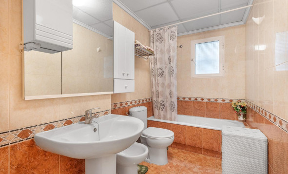 Resale - 1. Apartment / flat - Torrevieja - Costa Blanca South