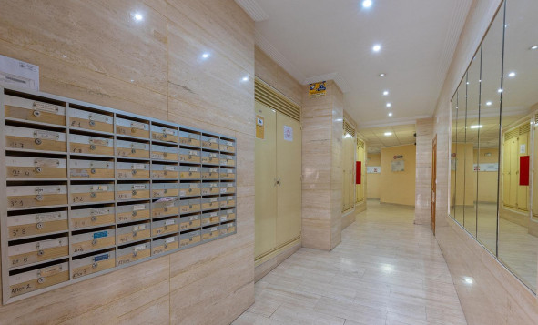 Resale - 1. Apartment / flat - Torrevieja - Costa Blanca South