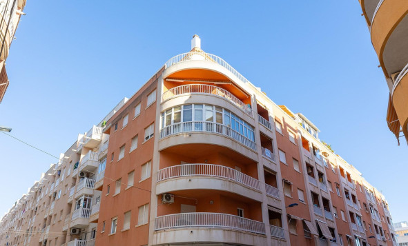 Resale - 1. Apartment / flat - Torrevieja - Costa Blanca South