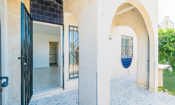 Herverkoop - 2. Town house / tussenwoning - Torrevieja - Costa Blanca Zuid