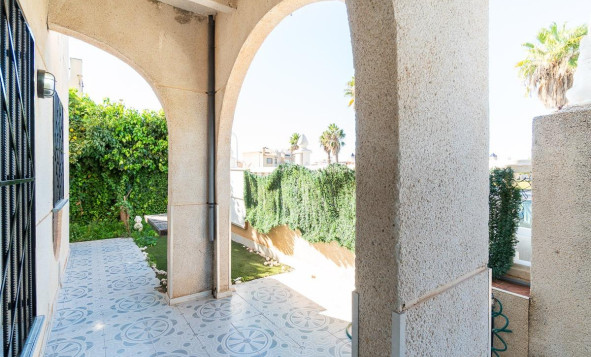 Herverkoop - 2. Town house / tussenwoning - Torrevieja - Costa Blanca Zuid