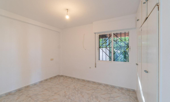 Herverkoop - 2. Town house / tussenwoning - Torrevieja - Costa Blanca Zuid