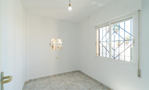 Herverkoop - 2. Town house / tussenwoning - Torrevieja - Costa Blanca Zuid