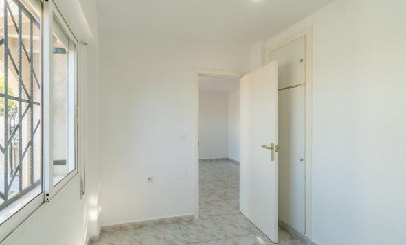 Herverkoop - 2. Town house / tussenwoning - Torrevieja - Costa Blanca Zuid