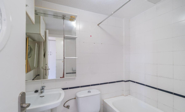 Herverkoop - 2. Town house / tussenwoning - Torrevieja - Costa Blanca Zuid