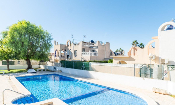 Herverkoop - 2. Town house / tussenwoning - Torrevieja - Costa Blanca Zuid