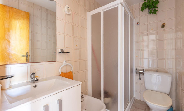 Herverkoop - 1. Appartement / flat - Torrevieja - Costa Blanca Zuid