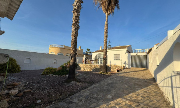 Herverkoop - 3. Halfvrijstaand huis - Torrevieja - Costa Blanca Zuid