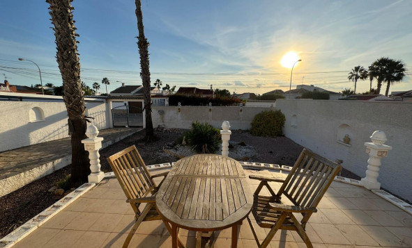 Herverkoop - 3. Halfvrijstaand huis - Torrevieja - Costa Blanca Zuid