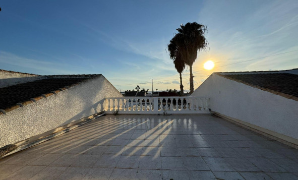 Herverkoop - 3. Halfvrijstaand huis - Torrevieja - Costa Blanca Zuid