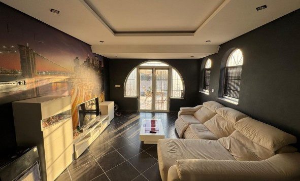 Herverkoop - 3. Halfvrijstaand huis - Torrevieja - Costa Blanca Zuid