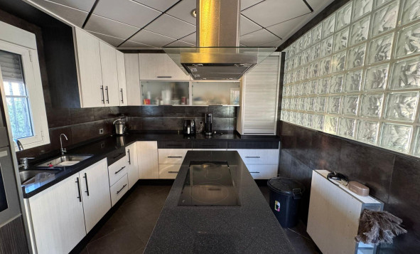 Herverkoop - 3. Halfvrijstaand huis - Torrevieja - Costa Blanca Zuid