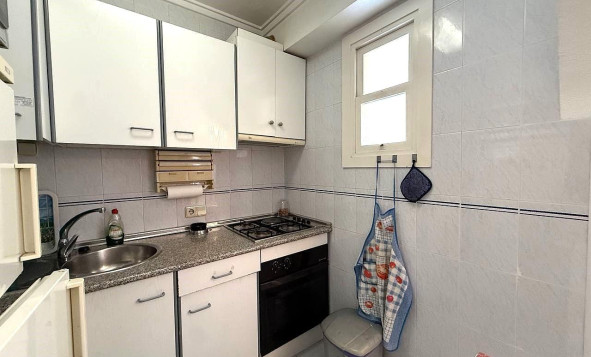 Resale - 1. Apartment / flat - Torrevieja - Costa Blanca South