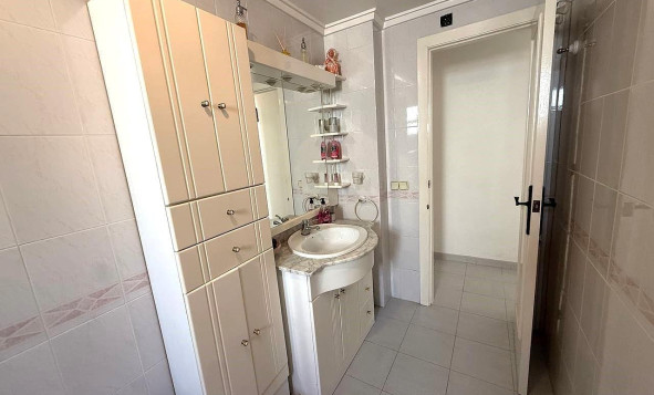 Resale - 1. Apartment / flat - Torrevieja - Costa Blanca South