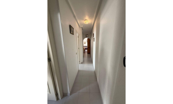 Resale - 1. Apartment / flat - Torrevieja - Costa Blanca South