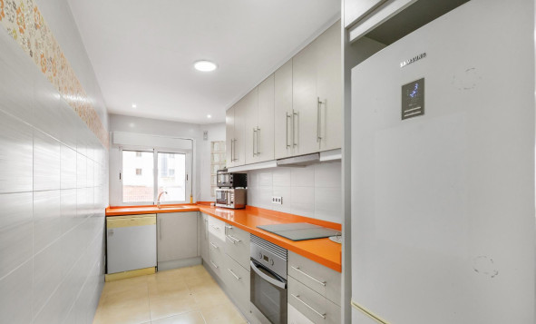 Herverkoop - 1. Appartement / flat - Torrevieja - Costa Blanca Zuid