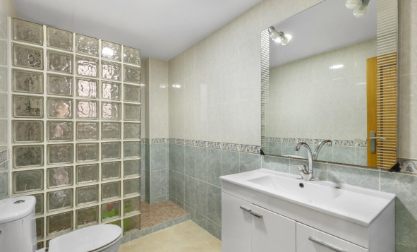 Herverkoop - 1. Appartement / flat - Torrevieja - Costa Blanca Zuid