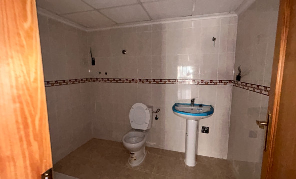 Herverkoop - Commercieel vastgoed - Jacarilla - Costa Blanca Zuid